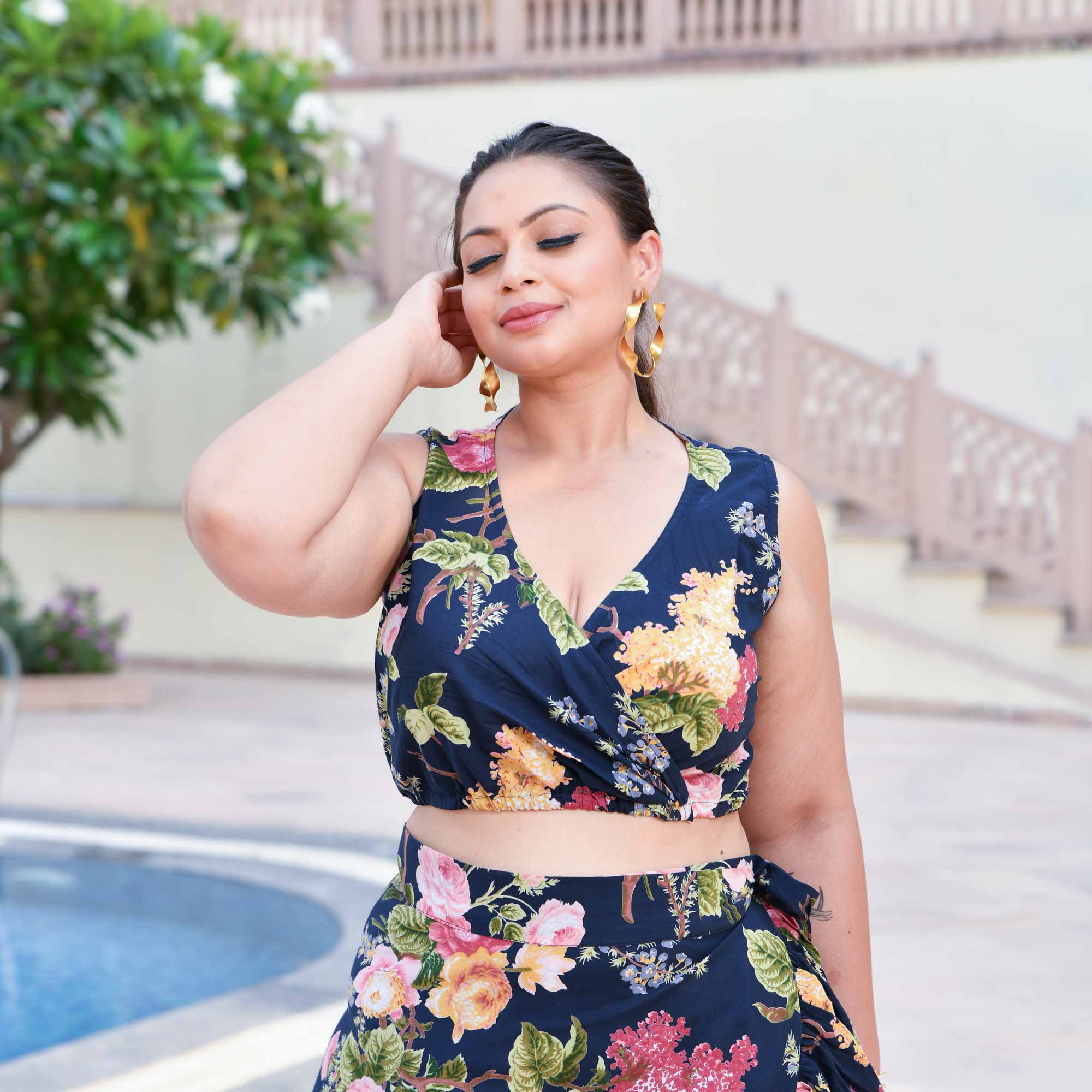Evening Rose Cotton Wrap Skirt Top Set (Blue)