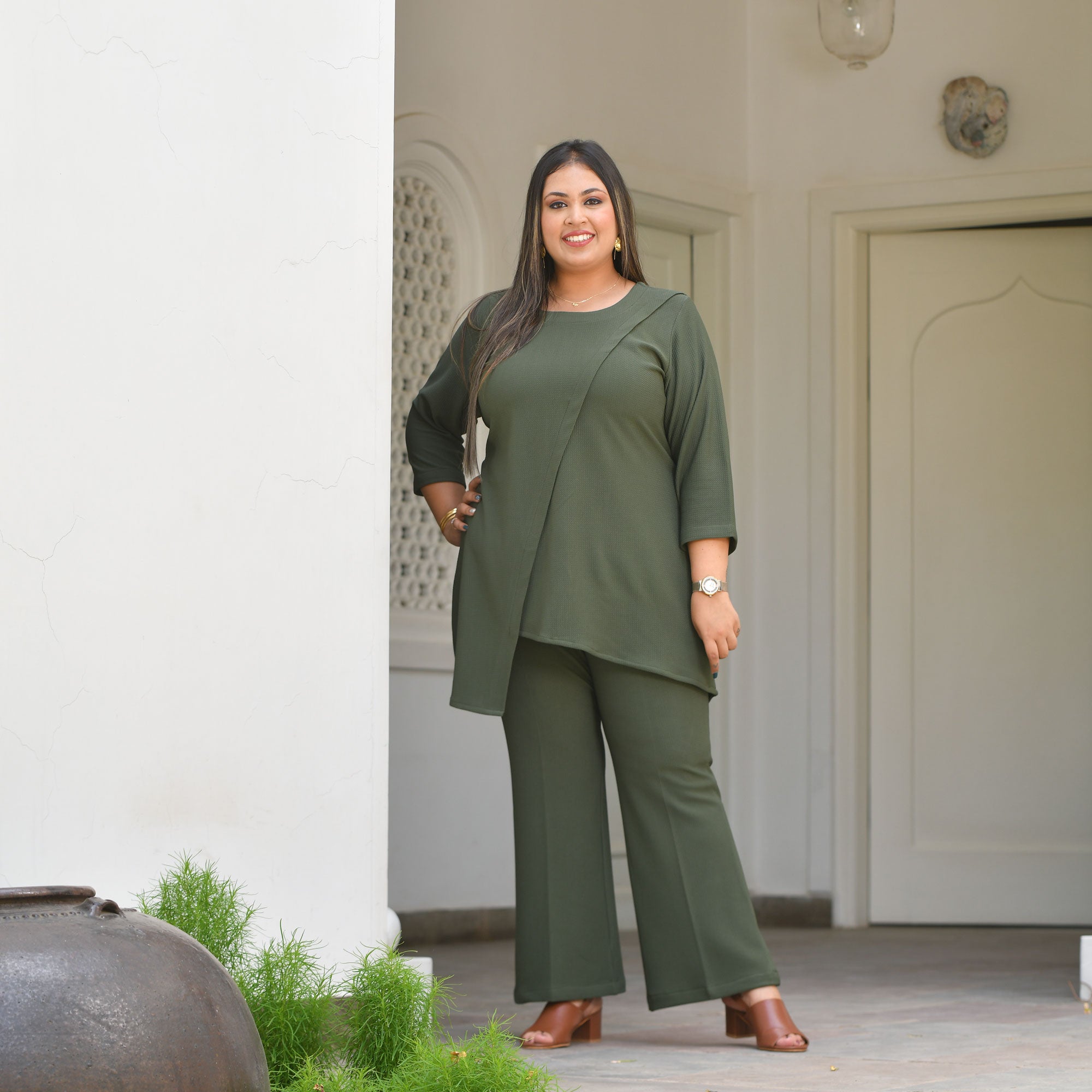 Olive Lady Stretchable Co-Ord Set Olive Lady Stretchable Co-Ord Set