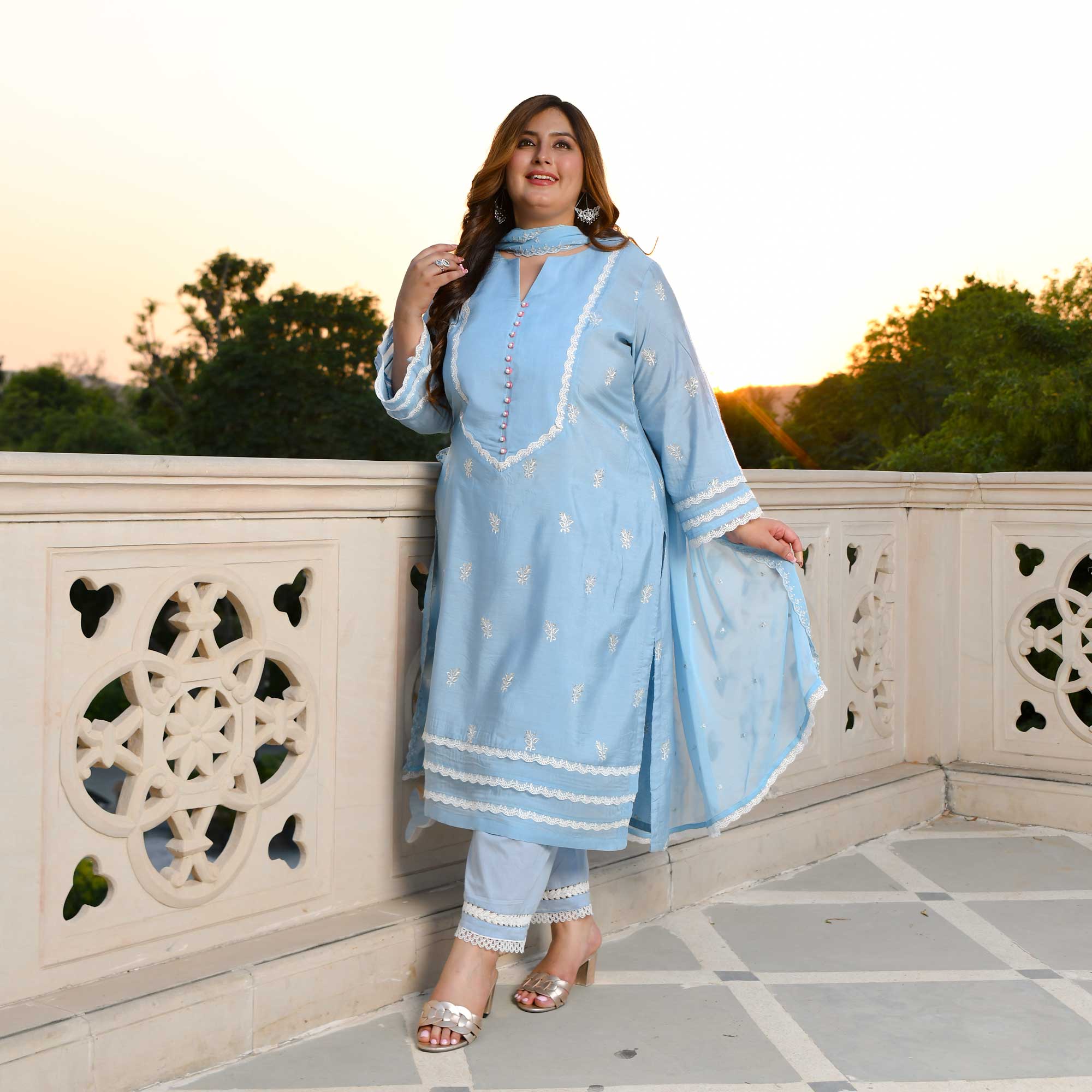 Casper Blue Thread Embroidered Muslin Suit Set Casper Blue Thread Embroidered Muslin Suit Set