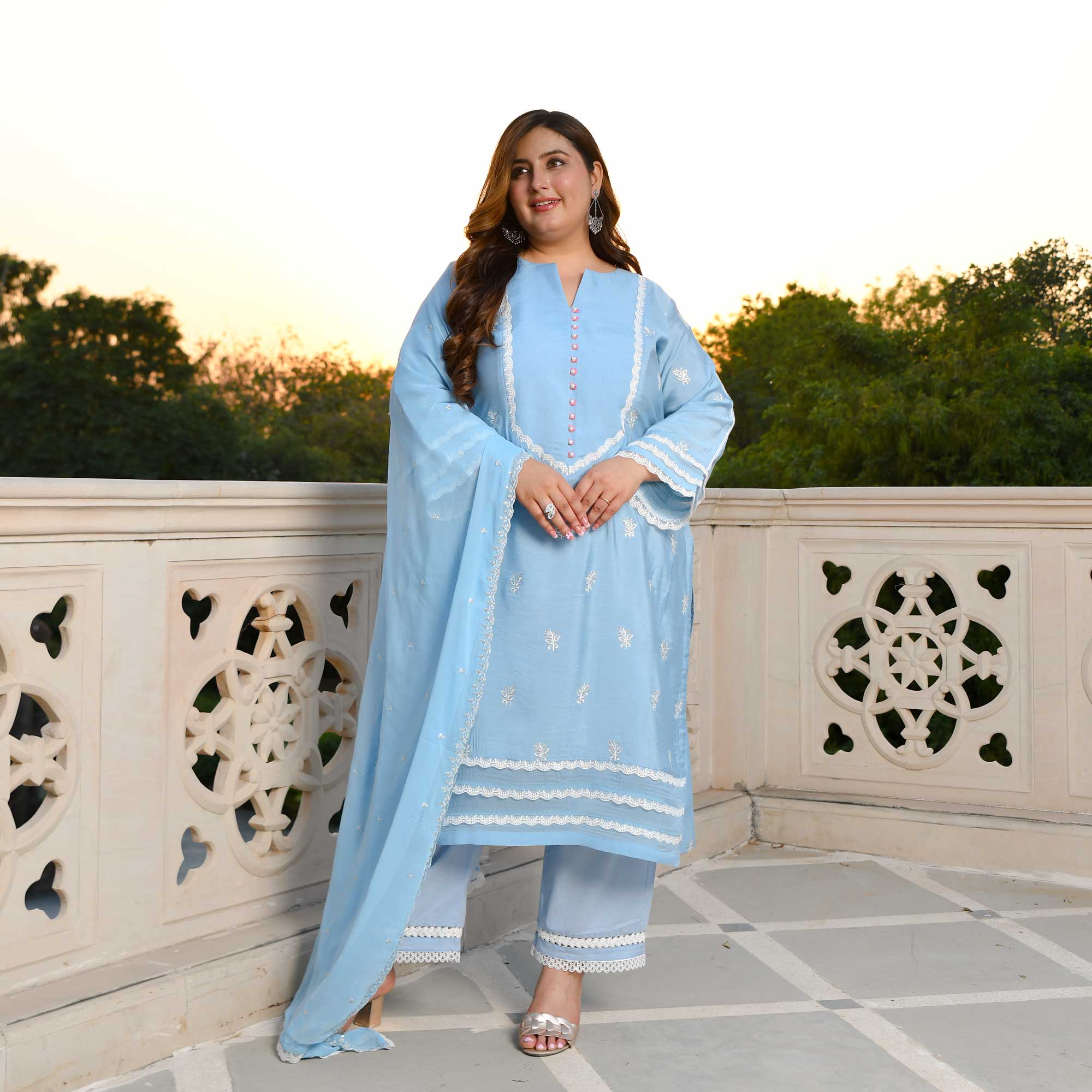 Casper Blue Thread Embroidered Muslin Suit Set Casper Blue Thread Embroidered Muslin Suit Set