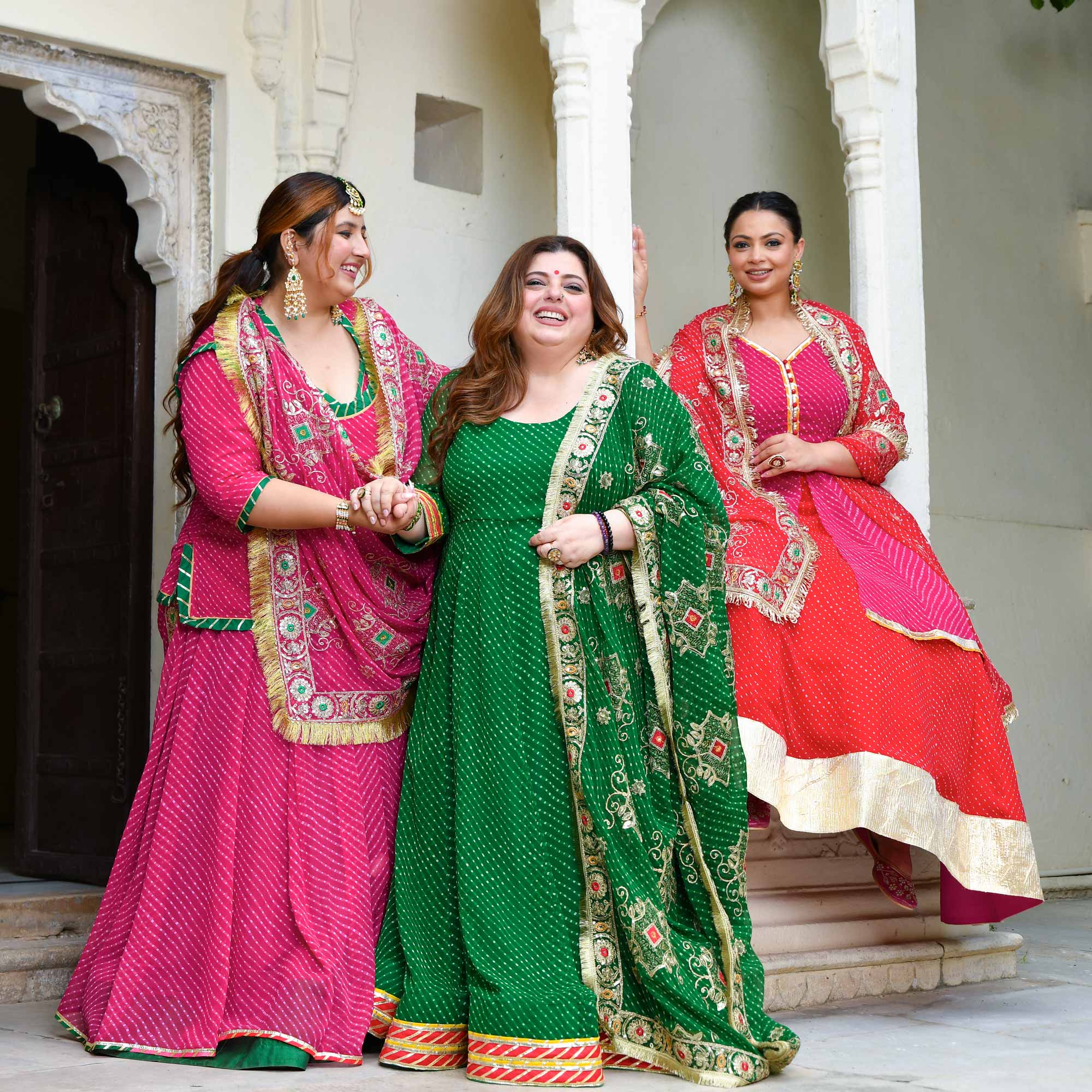 Utsav Ka Noor- Deep Green Mothra Embroidered Anarkali Set Utsav Ka Noor- Deep Green Mothra Embroidered Anarkali Set