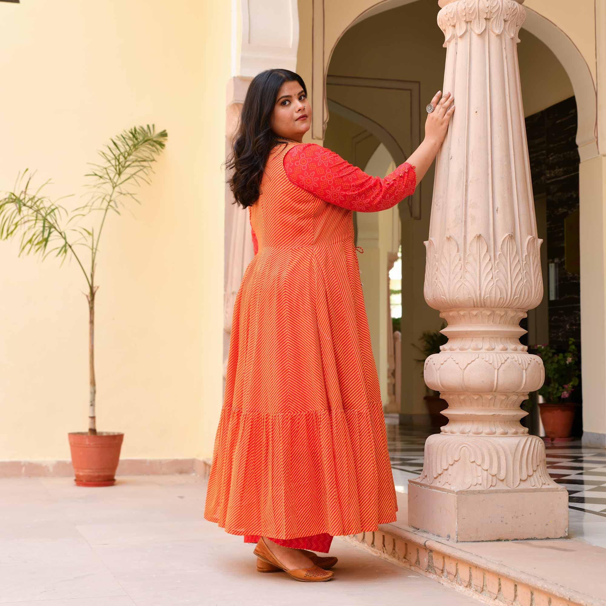 Kesari Katha Bandhani Cotton Co-Ord with Leheriya Cape