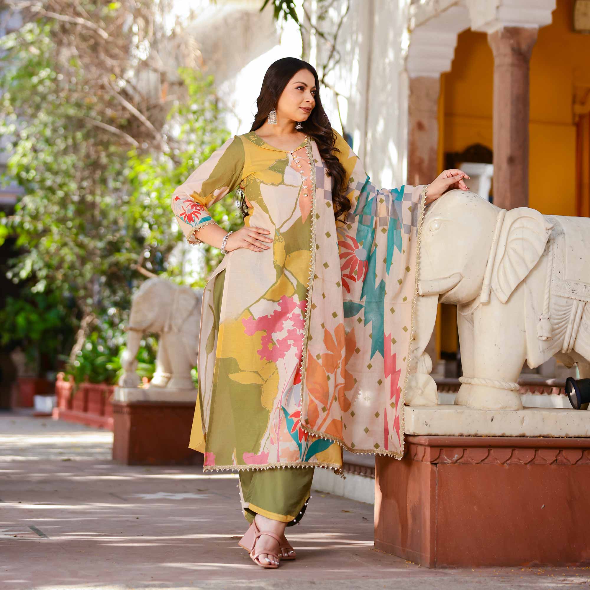 Pistachio Rose Summer Story Cotton Suit Set