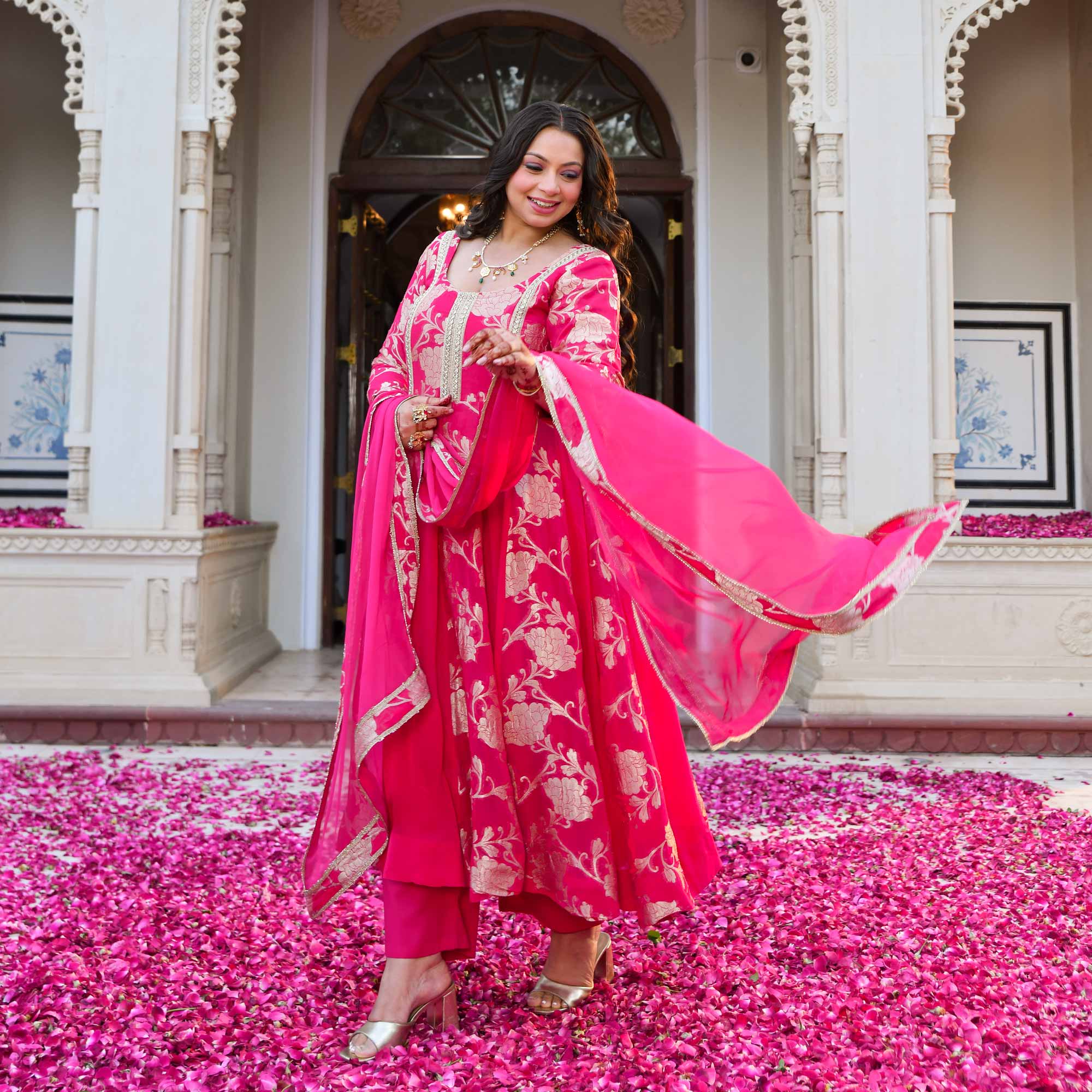 Pankhuri - Deep Pink Banarasi Pure Georgette Anarkali Set Pankhuri - Deep Pink Banarasi Pure Georgette Anarkali Set